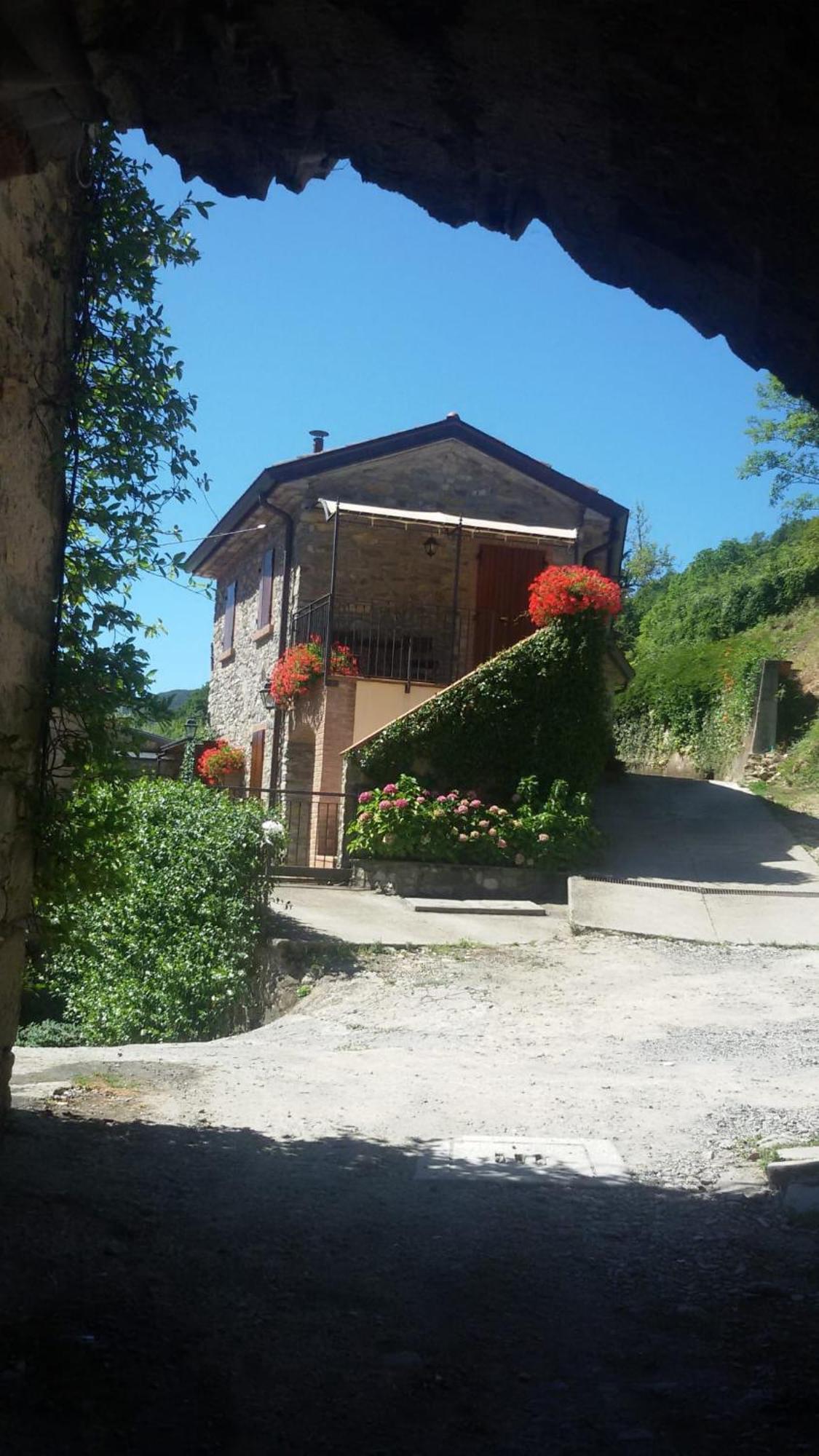 Old Village Linda - Tra Lunigiana & Cinque Terre Comano  Dış mekan fotoğraf